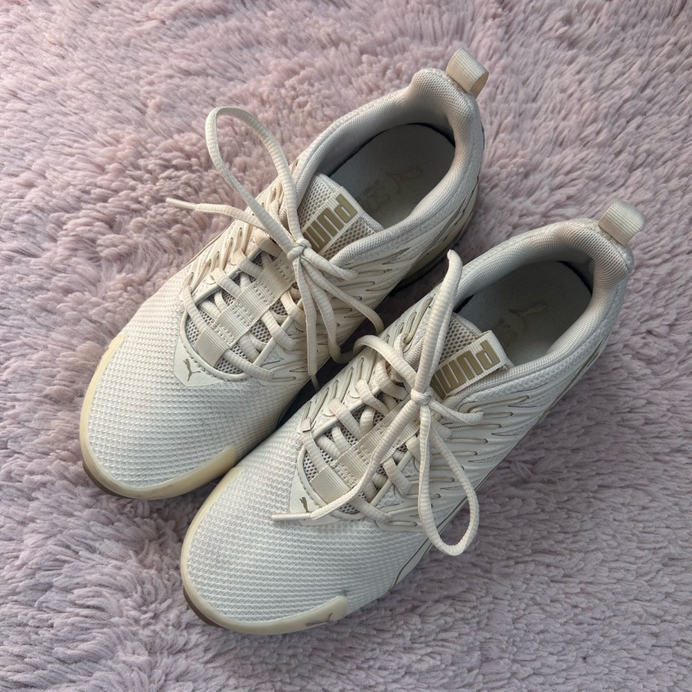 Puma Voltaic Evo White Sneakers